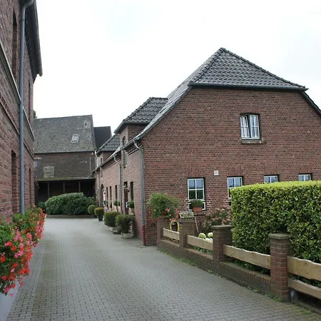 Haus Am See Apartment
